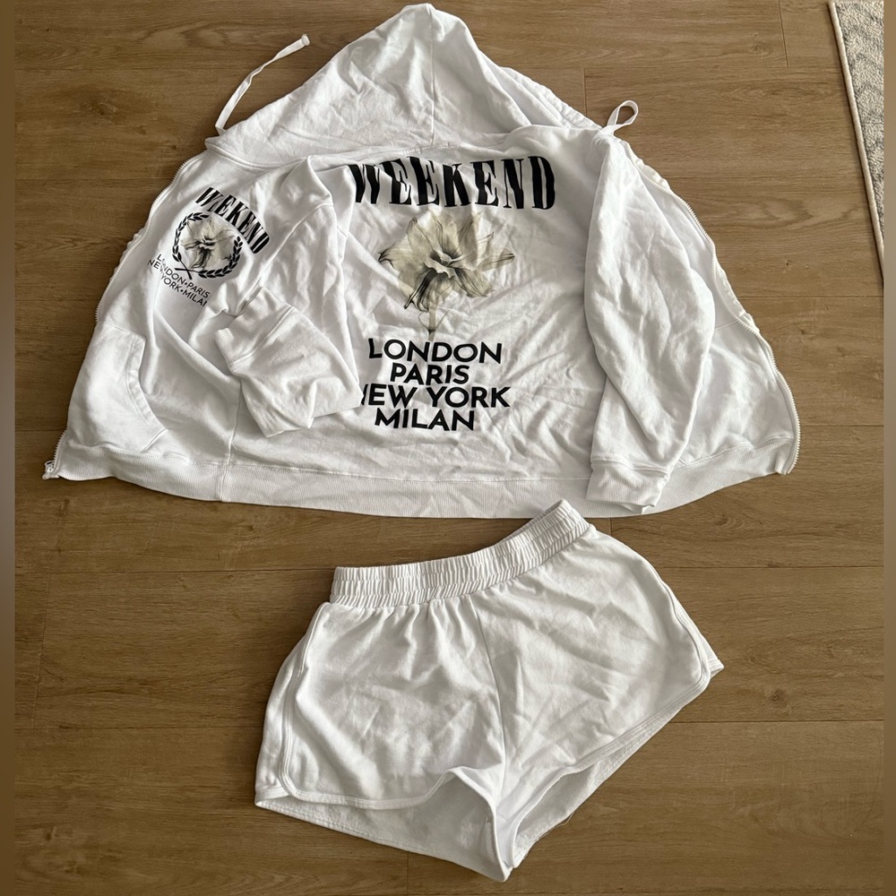 2pc Weekend Abroad Jacket & Shorts Travel Set - Picture 9 of 10